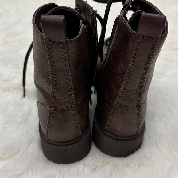 Wonder Nation Little Girl and Big Girl Combat Boots - Picture 3 of 9